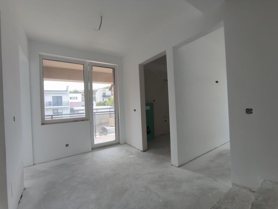 PROPRIETAR vând casă individuală în Dezmir, 172 mp utili, 440 teren