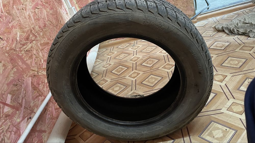 продам 4 шт зимних шин б/у