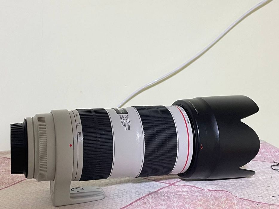 Obektiv Canon 70x200 holati zur
