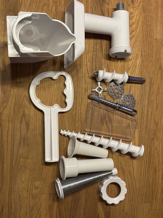 Планетарен миксер KitchenAid Artisan 5KSM150 с месомелачка комплект