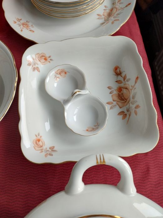 Set de masă din porțelan pentru 6 persoane, 40 buc