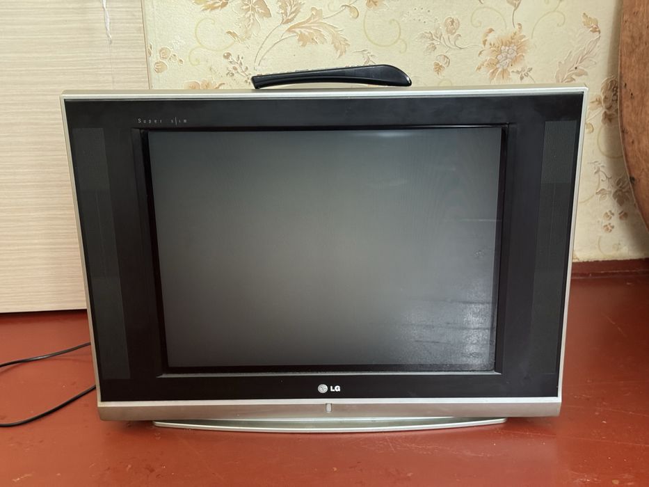 Продам телевизор элджи за 5 тыс