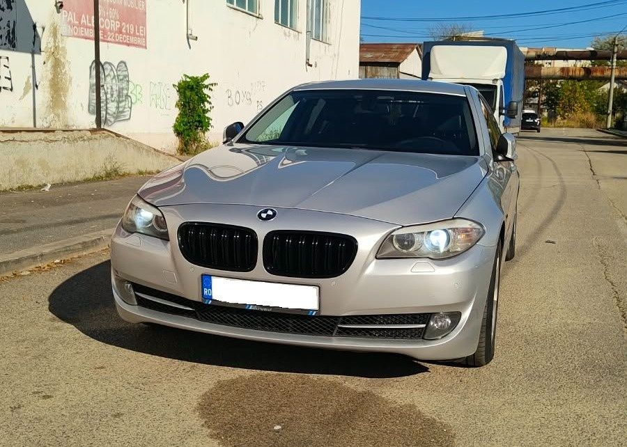 BMW Seria 5 2011 — imagine 1