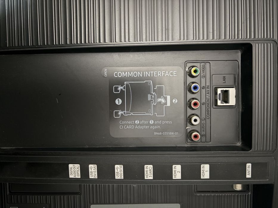 TV Smart 4K Samsung UE43RU7102K diagonala 108 cm