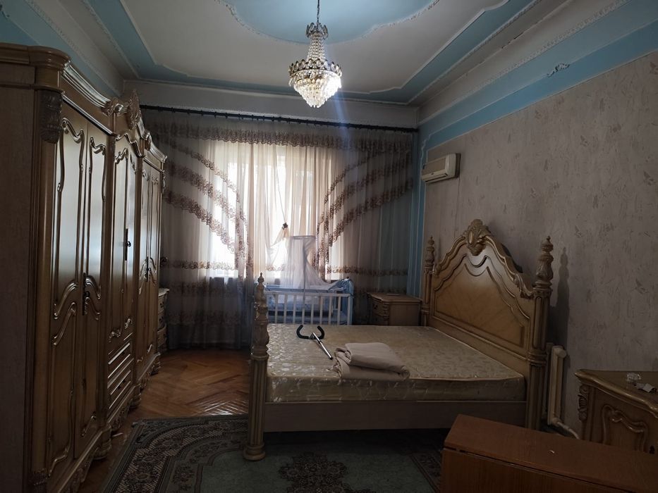 Спальный гарнитур