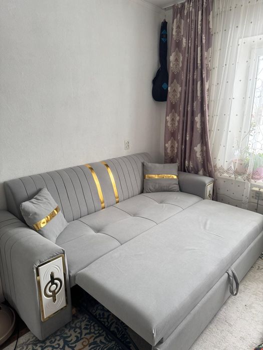 Продается диван состояние новое!