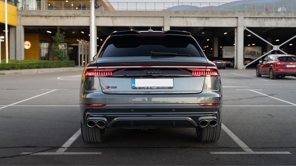 AUDI SQ8 4.0TFSI matrix/led