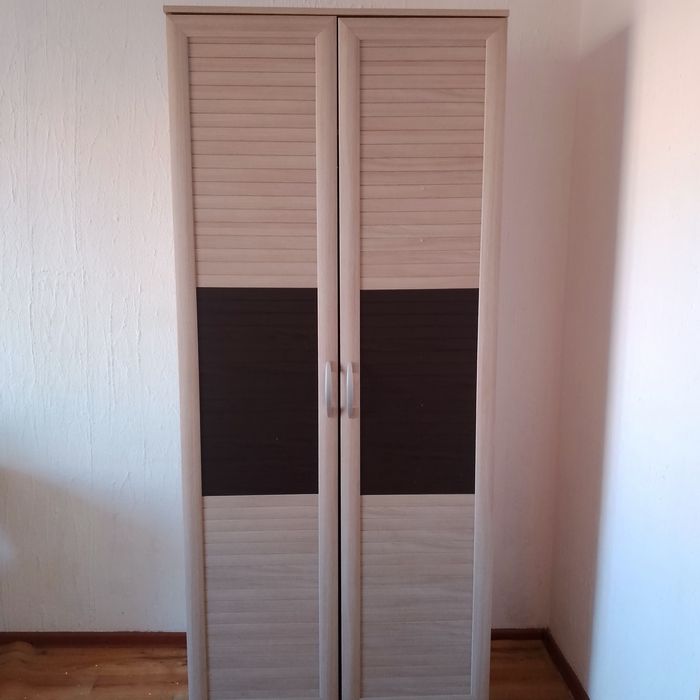Продам шифанер хорошего качества