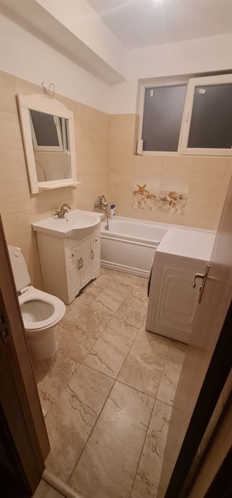 Apartament de închiriat 60 m decomandat în Bragadiru de la privat ,lângă Leroy Merlin cu loc de parcare zugrăvit mobilat ca în poze valabil de azi .