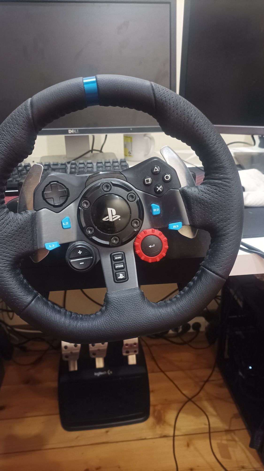 Волан с педали logitech g29 гр. Плевен Мара Денчева • OLX.bg