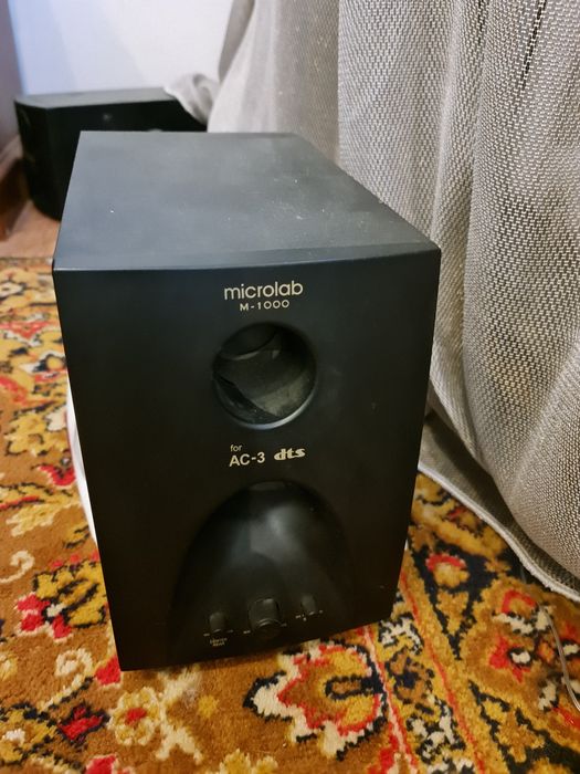 Microlab M-1000 5.1 акустика, отличное состояние.