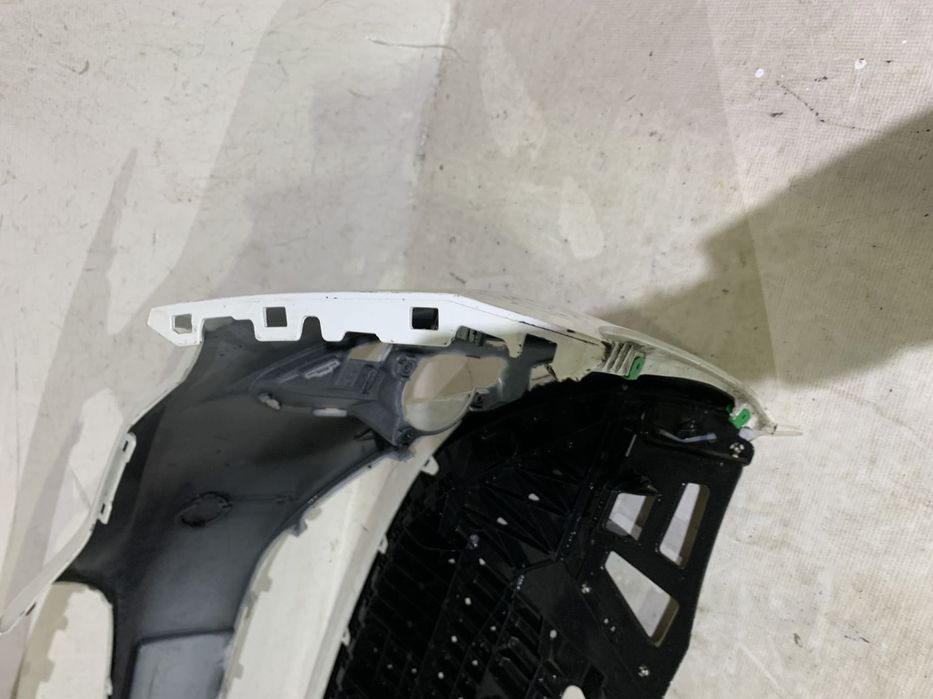 Bara fata Opel Corsa F, 2019, 2020, 2021, 2022, 2023, cod origine OE 9830280980, cu gauri pentru senzori de parcare (6). Include scut.