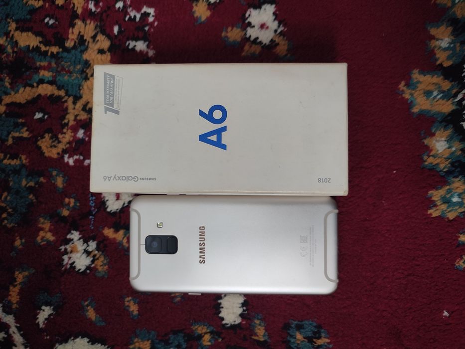 Продам Самсунг Галакси А6