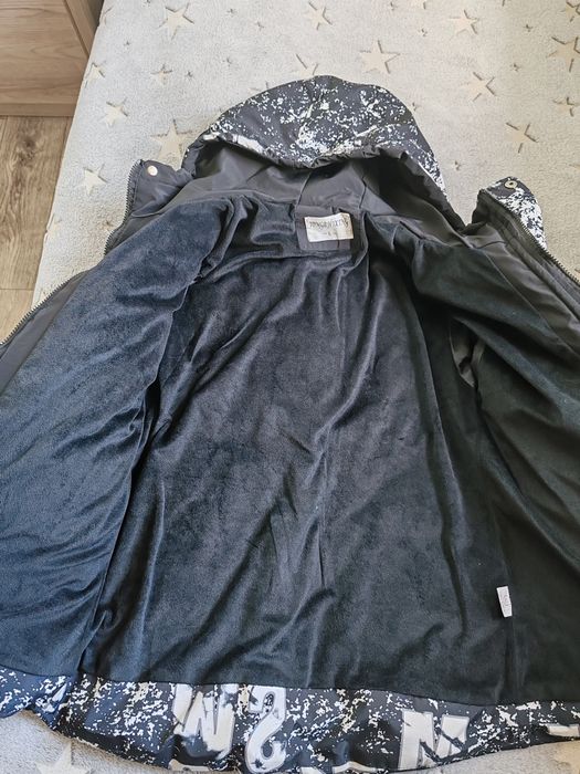 Продам куртку (зима)