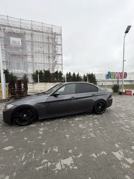 Vand bmw e90 320d 163 cp automat xenon M de fabrica