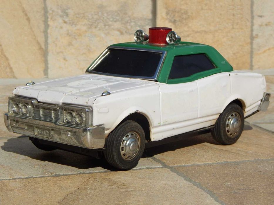 Jucarie Toyota Crown de politie tabla chinezeasca veche