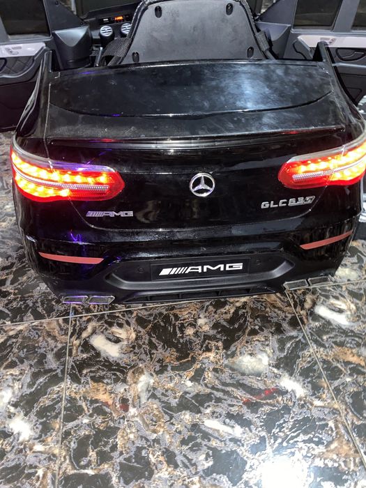 Masina pentru copii merceds