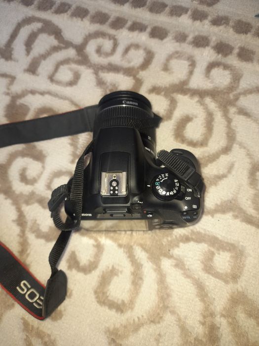 Canon 1300 EOS не работает