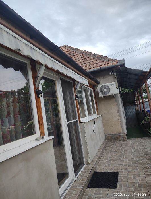 Vand casa in fughiu 145000€
