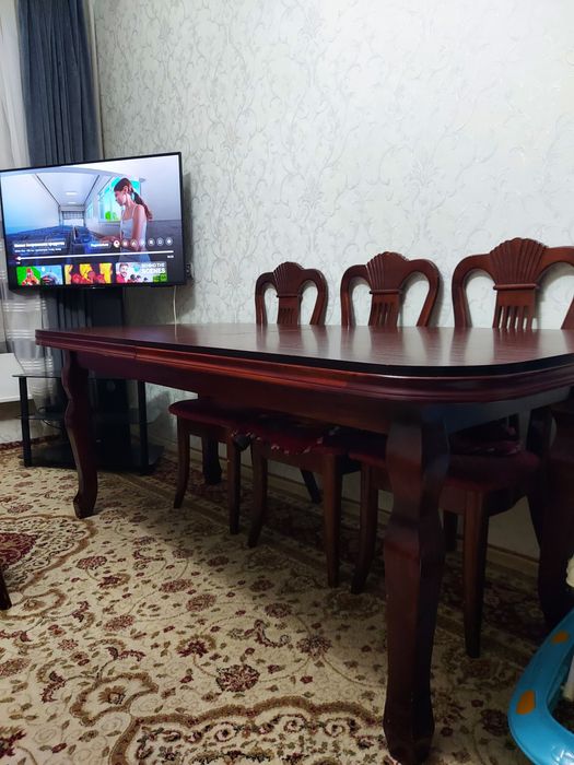 Продам стол со стульями