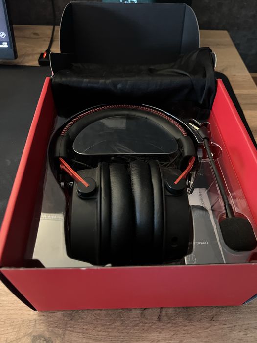 Hyper x cloud alpha
