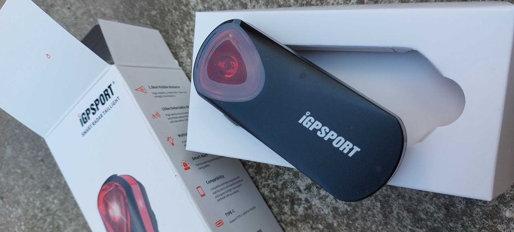 Stop Spate iGPSPORT Radar Tail Light SR30