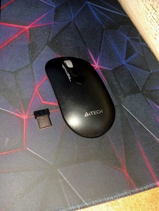 A4TECH FG20 Беспроводная Мышь