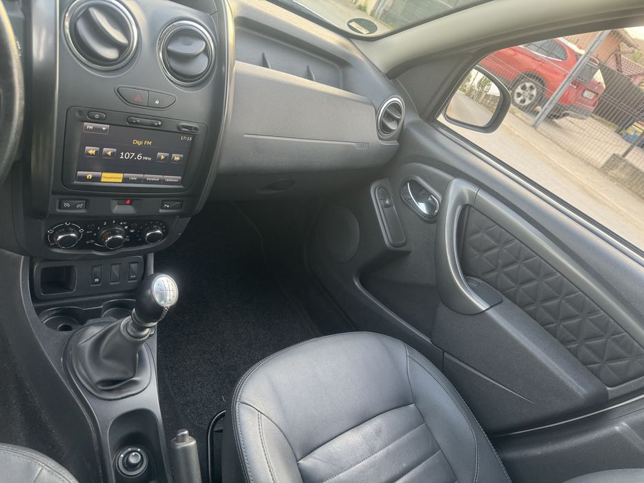 Duster Euro 6 an 2016 motor 1,2 benzină 125 cp KM 116771 ful dotări