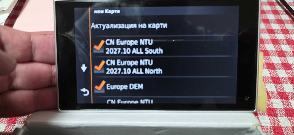 Навигация Garmin Nuvi 3597 LMT с най-новите карти за цяла Европа
