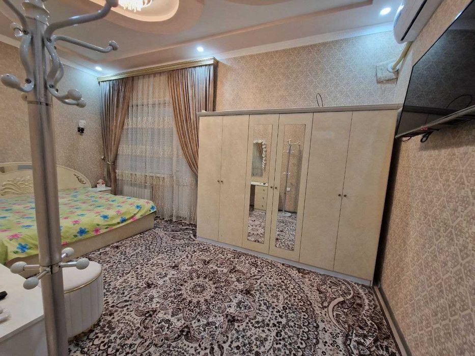 Фрунзиски Часпик супермакет 4хонали квартира ижарага берилади.ID: 1873