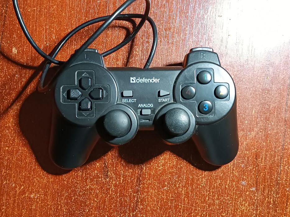 Продаю джойстик проводной