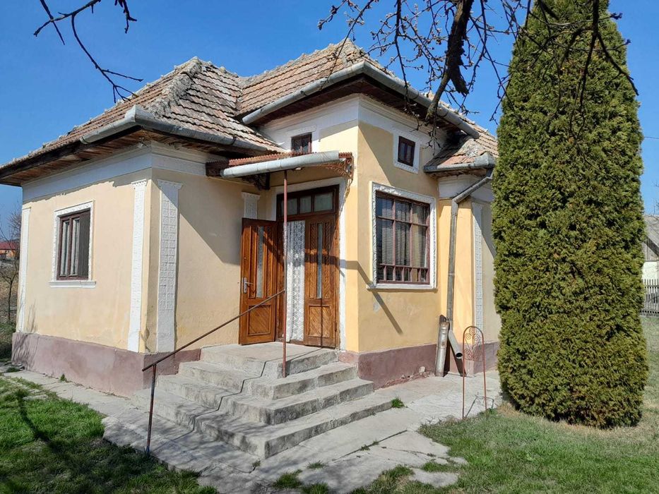 Casa de vanzare in comuna Frata