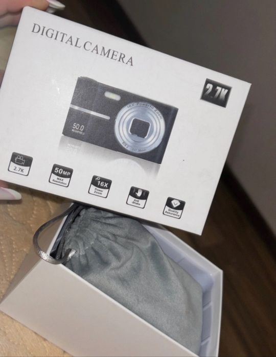 Camera foto digitală