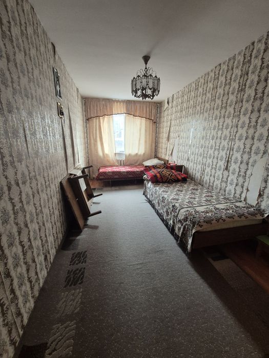 Екі бөлме үи сатылады