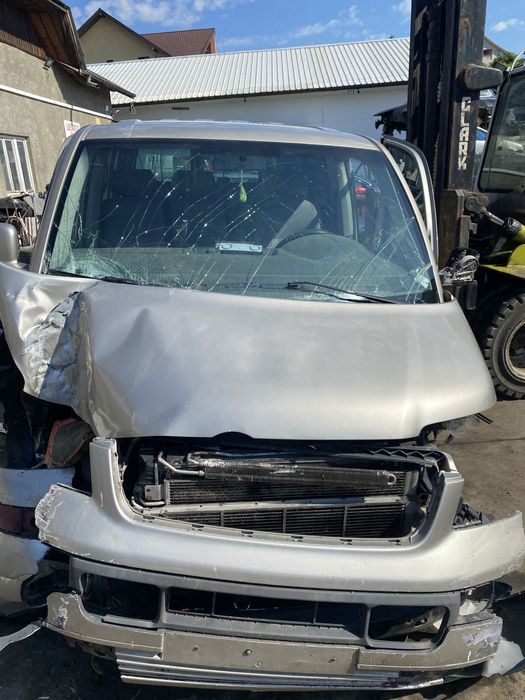Piese vw t5 caravelle motor 2.5 bnz 8+1 clima fata/spate