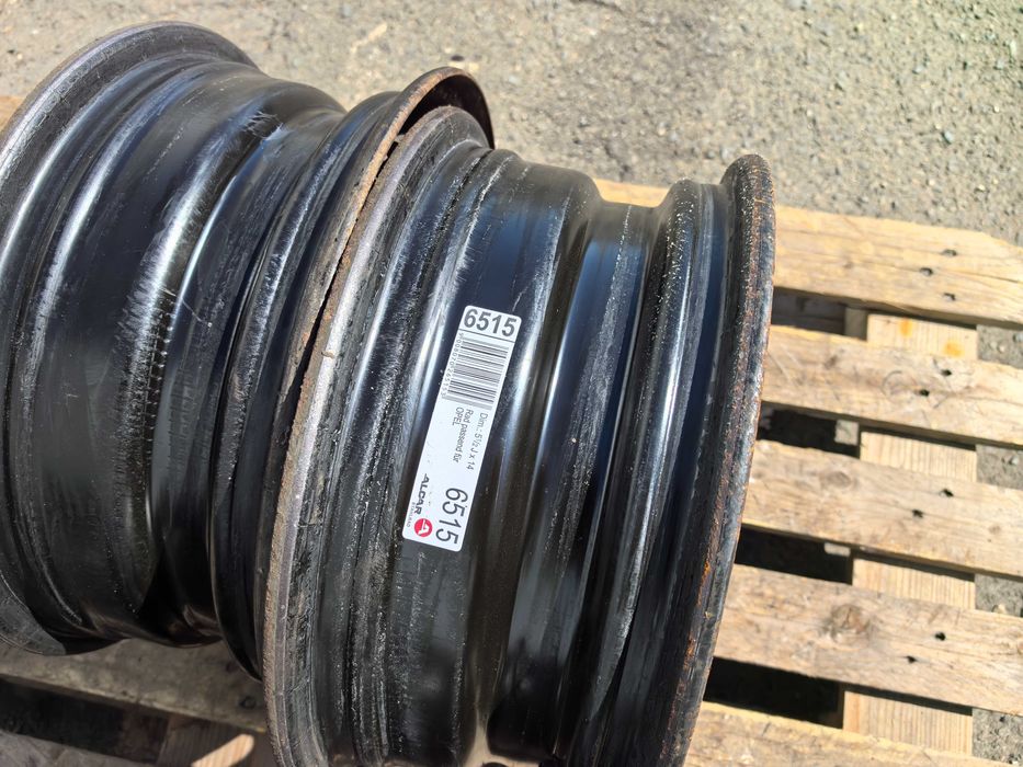 14 цола 4 х 100 мм Опел / Шевролет - 5,5 Инча / ЕТ 39