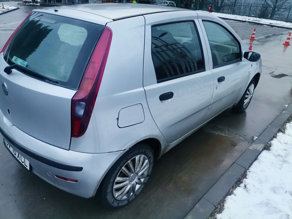 Fiat punto 2007 benzină 1,25 înmatriculat ro itp asigurare rovinietaok