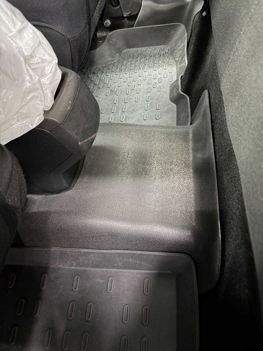 Protectii Mocheta / Prag Interior Dacia Duster 2