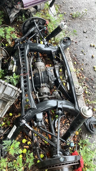 Задняя балка Мерседес W140