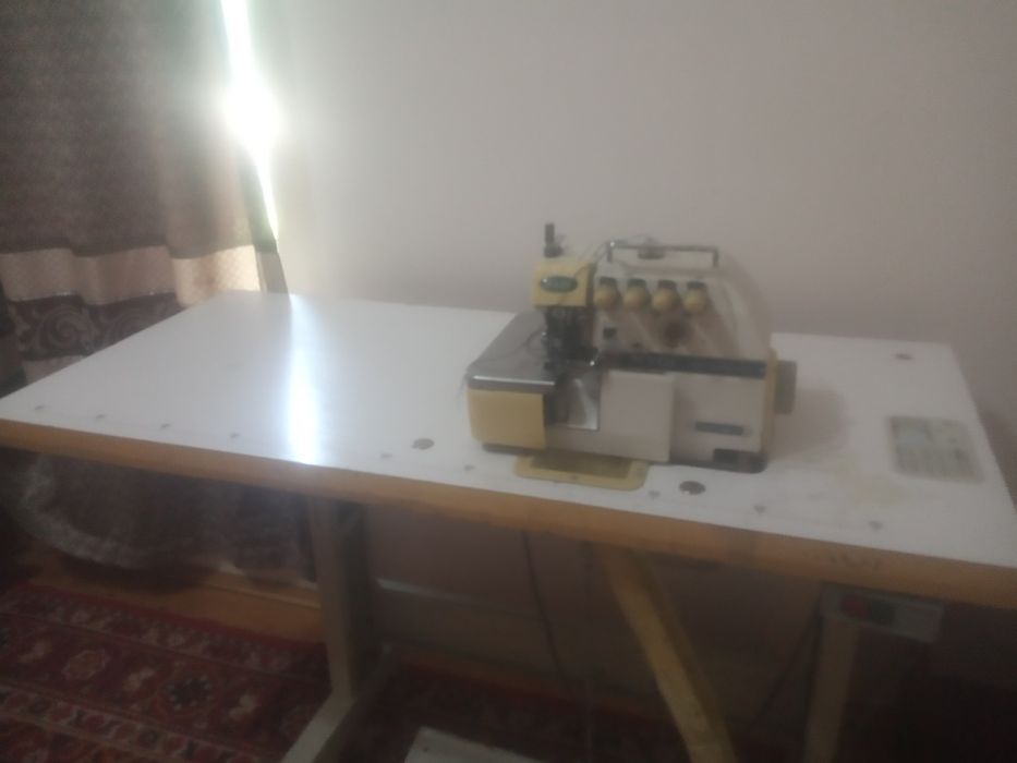 MAQI averlok tikuv mashinasi