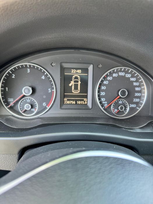 Volkswagen Golf Plus 1.6 TDI 105 CP Automată, 2010