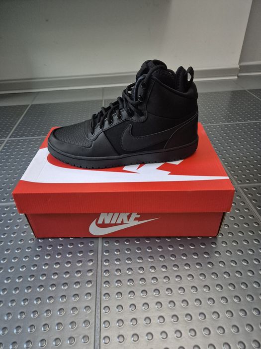 Черни кецове Nike