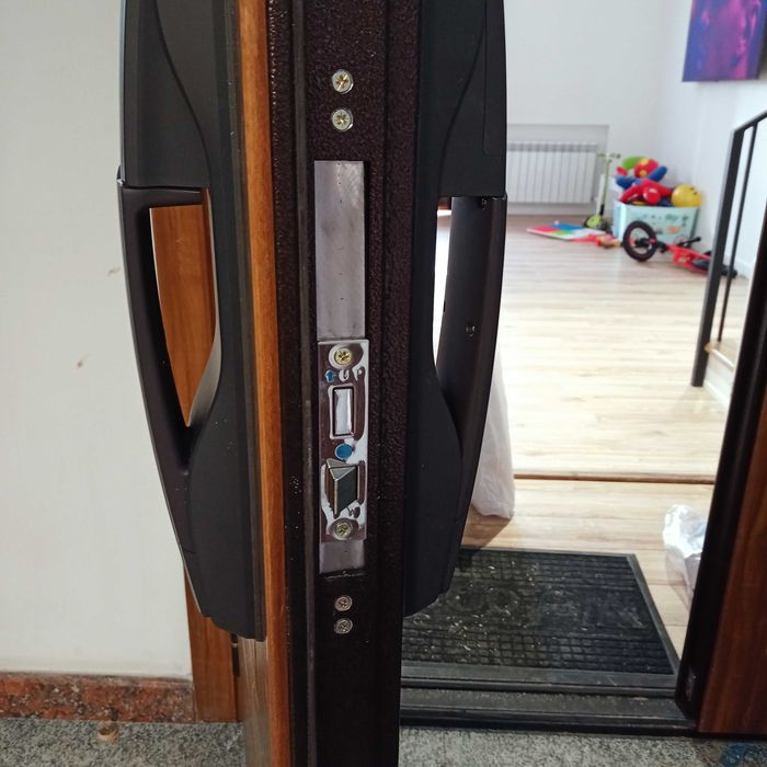 Установка кодовый замок с отпечатком  Unicor хорошего качества на жел.