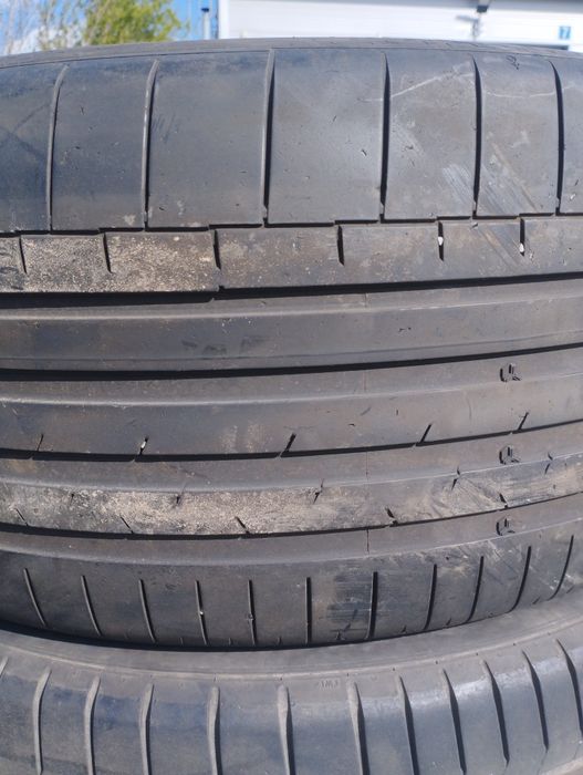 Anvelope caucicuc 285 40 r22 continental și Pirelli an 2019