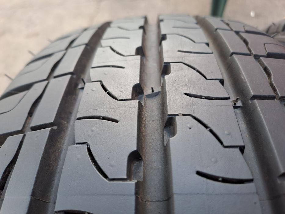 2бр. 2023г. Почти Нови 195/60/16C Kleber Transpro