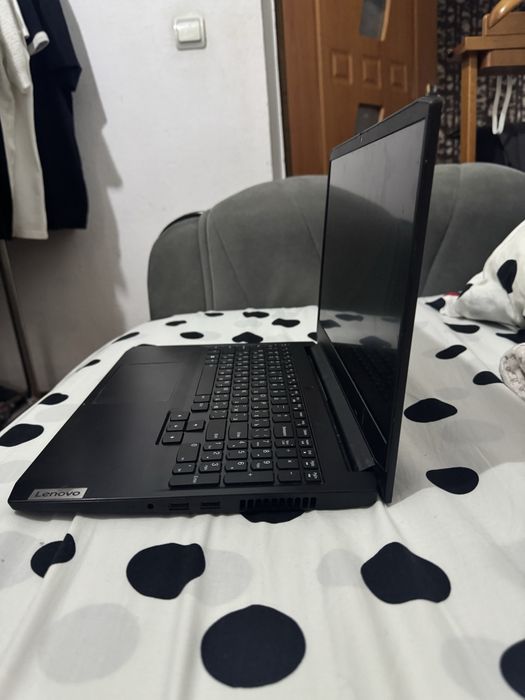Lenovo idealad 3