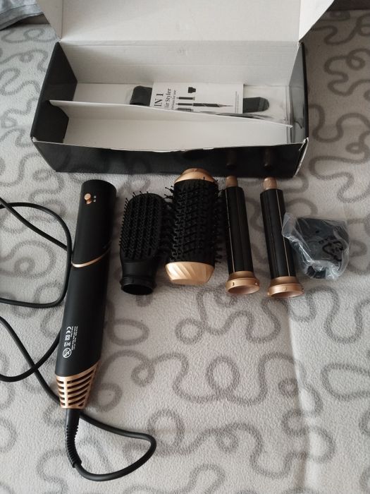 Продам стайлер для волос