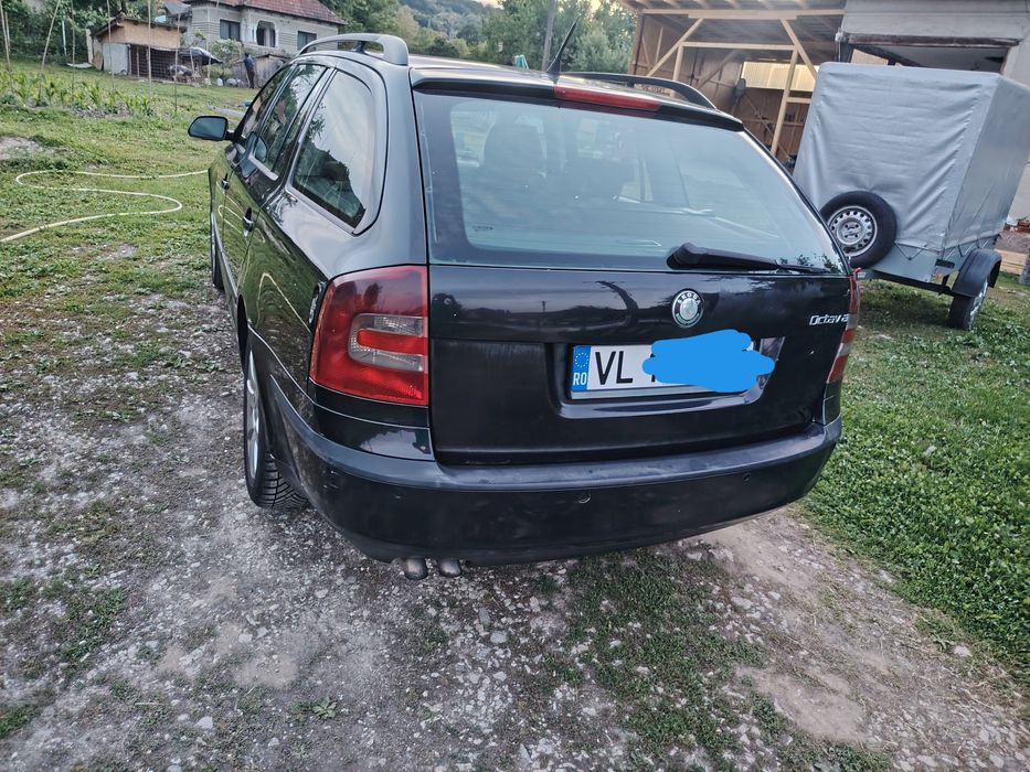 Vând SKODA Octavia 2