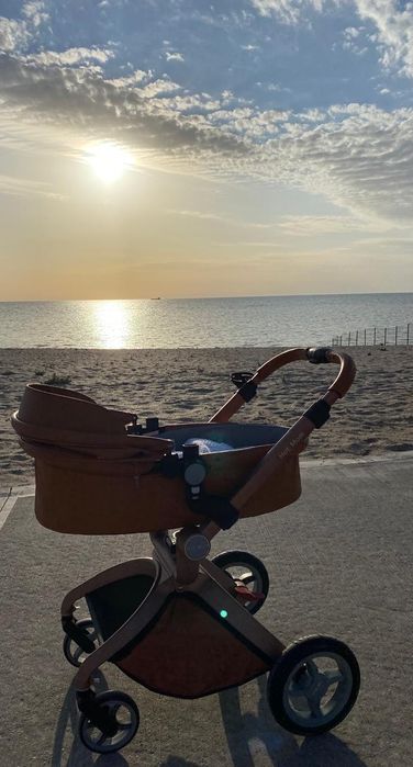 Коляска Hot Mom в отличном состоянии