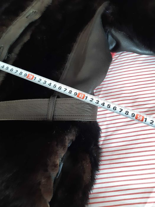 Палто от естествена кожа визон и кожа